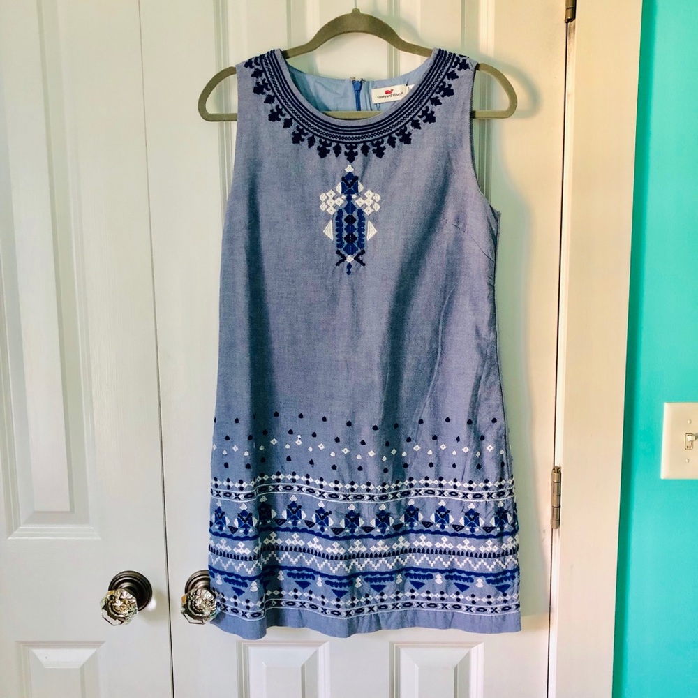 Vineyard Vines Embroidered Shift Dress